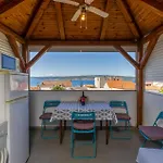 Stunning In With Wifi Apartment *