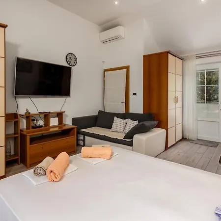 Cozy In With House Sea View Crikvenica